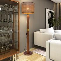 Luminaria De Chão Imperial DMOB Com Detalhe Dourado No Pé Luminaria De Chão Imperial DMOB Com Detalhe Dourado No Pé