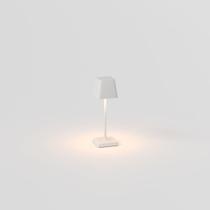 Luminária de Mesa Abajur LED Mini QD Interlight - Portátil Sem Fio - Branco Luminária de Mesa Abajur LED Mini QD Interlight - Portátil Sem Fio - Branco