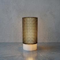 Luminária de Mesa Abajur Vion 3D Decorativo Quarto Sala MDF e PETG Acompanha Lâmpada LED 3000K