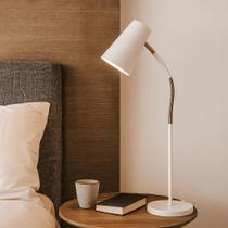 Luminária de Mesa Angel Com Cúpula Articulada Luminária de Mesa Angel Com Cúpula Articulada