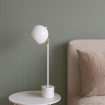 Luminária de Mesa Aniston Com Cúpula Articulada Luminária de Mesa Aniston Com Cúpula Articulada