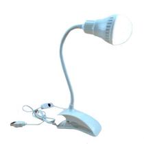 Luminária de Mesa Articulada Presilha Luz de Led Entrada USB