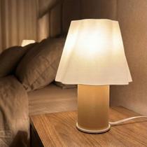 Luminária De Mesa Atria Abajur Clássico Com Lâmpada Led 9W E27 Decoração Quarto Sala