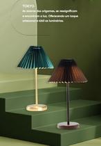 Luminária de Mesa Tokyo LED integrado de 12W bivolt