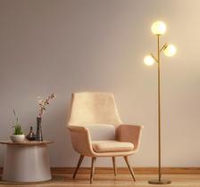 Luminária de Piso Fiqevs 3 Globos LED Dourada Estilo Mid-Century