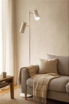 Luminária de Piso Malfatti com Cúpula Dupla Articulada e Design Moderno