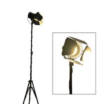 Luminária De Piso Pedestal Retrô Decorativa Luz Amarela Luminária De Piso Pedestal Retrô Decorativa Luz Amarela