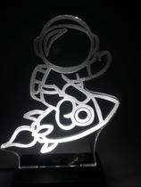 Luminária Decorativa Abajur Led Astronauta Foguete Personalizada c/ Nome