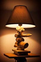 Luminária Decorativa de Mesa Madeira Vintage