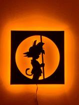 Luminária Dragon Ball Goku 32cm luz laranja Luminária Dragon Ball Goku 32cm luz laranja