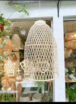 Luminária em fibra natural