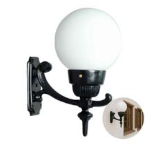 Luminária Globo Pequena 3 com Braço Externa Interna Alumínio 37cm Luminária Globo Pequena 3 com Braço Externa Interna Alumínio 37cm