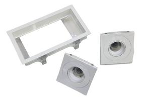 Luminária Interlight Mód +placa +bocal Par 20 Il2414-br 2484 127/220v Branco Luminária Interlight Mód +placa +bocal Par 20 Il2414-br 2484 127/220v Branco