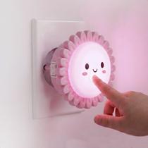 Luminária Led Flor Tomada Quarto Corredor Infantil Bebês Decoração Luz Suave Ambiente Aconchegante