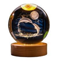 Luminária Led Globo De Vidro 3D Com Cabo USB Base de Madeira