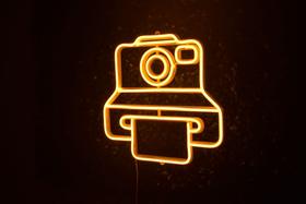 Luminária Led neon - Câmera - com 3 efeitos de luz