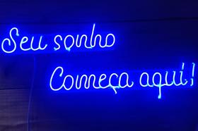 Luminária led neon - Letreiro seu sonho começa aqui - com 3 efeitos de luz