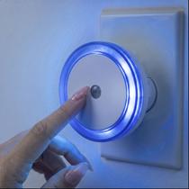 Luminária LED Suave Noturna Redonda Sensor Automático Bivolt Parede Quarto Corredor Banheiro Escada Luminária LED Suave Noturna Redonda Sensor Automático Bivolt Parede Quarto Corredor Banheiro Escada