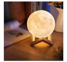 Luminária Lua 3D Led Abajur Decoração Quarto - Branca Luminária Lua 3D Led Abajur Decoração Quarto - Branca
