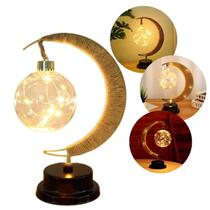 Luminária Lua Crescente Decorativa com LED e Base Fixa