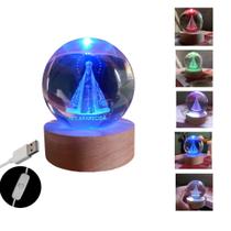 Luminária Mesa Nossa Senhora Aparecida Led Colorida Bola De Cristal Efeito 3D Base Madeira 35232