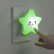 Luminária Noturna Estrela LED Colorida Quarto Infantil Decoração 1W Bivolt Luz Suave Tomada Parede Luminária Noturna Estrela LED Colorida Quarto Infantil Decoração 1W Bivolt Luz Suave Tomada Parede