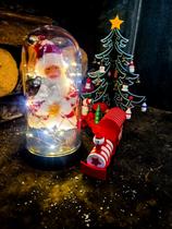 Luminária Papai Noel Encantado com Redoma e Luzes de LED