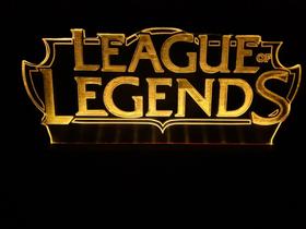 Luminária personalizada - League of Legends - Ilumin&Art