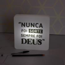 Luminária Slim Box Sempre foi Deus Luminária Slim Box Sempre foi Deus