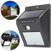 Luminária Solar com Sensor de Presença Automático À Prova D'água Para Jardim Muro e Varanda Luz Externa Luminária Solar com Sensor de Presença Automático À Prova D'água Para Jardim Muro e Varanda Luz Externa