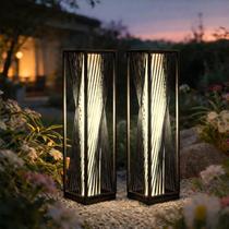 Luminária Solar de Piso para Área Externa Solar Yard Dazzle Dance, Kit com 2 Peças Luminária Solar de Piso para Área Externa Solar Yard Dazzle Dance, Kit com 2 Peças