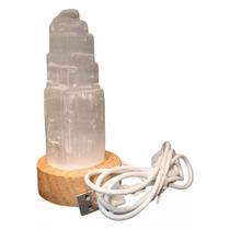 Luminária Torre de Selenita Branca com LED (15cm) Luminária Torre de Selenita Branca com LED (15cm)