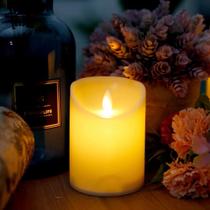 Luminária Vela De Led Cilíndrica Chama Realista Decorativa 12.5cm