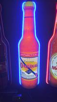Luminoso Neon e Led em Formato de Garrafa 3D com Alto Relevo e Acabamento da Cerveja Antarctica Original Para Decorar Bar Garagem Espaço Gourmet
