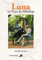 Luna na Praça da Alfândega