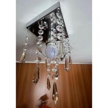 Lustre Base Quadrada Com Esferas de 40MM Lustre Base Quadrada Com Esferas de 40MM