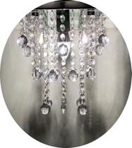 Lustre De Acrílico Com Esferas E Pirulitos Em Alto Brilho Lustre De Acrílico Com Esferas E Pirulitos Em Alto Brilho