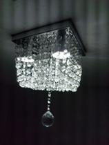 Lustre De Cristal/acrílico Para Sala Com Base De Inox Espelhado 20x20cm Lustre De Cristal/acrílico Para Sala Com Base De Inox Espelhado 20x20cm
