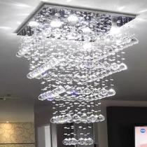 Lustre De Cristal Para Vão De Escada e Pé Direito Duplo Lustre De Cristal Para Vão De Escada e Pé Direito Duplo