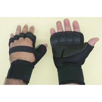Luva de Musculação C/Munhequeira e Polegar Luva de Musculação C/Munhequeira e Polegar