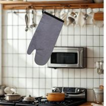 Luva Térmica Protetora 35x18cm Adeus Queimaduras! +GANCHO ADESIVO SEM FURAR A PAREDE Luva Térmica Protetora 35x18cm Adeus Queimaduras! +GANCHO ADESIVO SEM FURAR A PAREDE