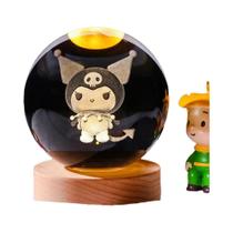 Luz Noturna 3D Bola de Cristal 6cm - Kuromi, Stitch, Pikachu, Doraemon, Hello Kitty