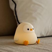 Luz noturna ATSUI Penguin LED Squishy Novelty Animal Lamp
