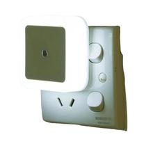 Luz Noturna LED Com Sensor De Luz Do Dia Ao Ano, Plugue Na Tomada Para Quarto, Banheiro, Corredor E Luz Noturna LED Com Sensor De Luz Do Dia Ao Ano, Plugue Na Tomada Para Quarto, Banheiro, Corredor E