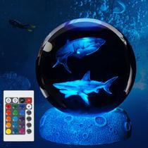 Luz noturna POSSHE Shark 3D Crystal Ball Lamp 8 cm com controle remoto