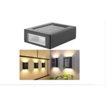 Luz solar de parede impermeável para jardim ao ar livre Refletor LED