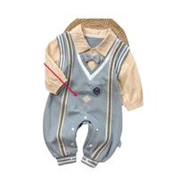 Macacão Azul Apricot Para Bebê Menino Com Mangas Longas, Patchwork, Gravata Borboleta E Gola Macacão Azul Apricot Para Bebê Menino Com Mangas Longas, Patchwork, Gravata Borboleta E Gola