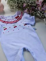 Macacão Bebê Menina RN Longo Cereja Baby Blue Macacão Bebê Menina RN Longo Cereja Baby Blue