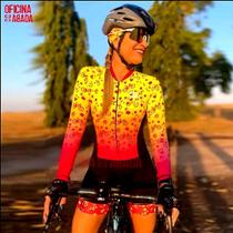 Macacão de Ciclismo Feminino Proteção UV50+ e antibacteriana para uso em qualquer época do ano.