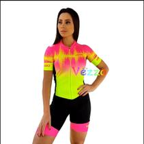 Macacão de Ciclismo Feminino Proteção UV50+ e antibacteriana para uso em qualquer época do ano.